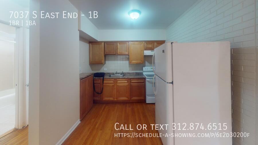 7037 S East End Ave #1B - Photo 5 of 8