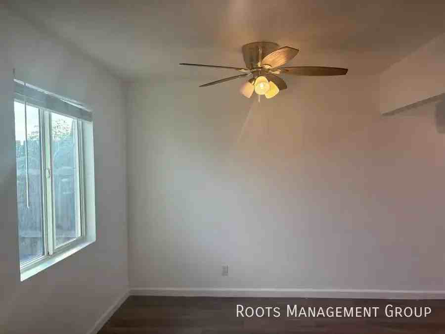 3105 W Van Buren St - Photo 2 of 11