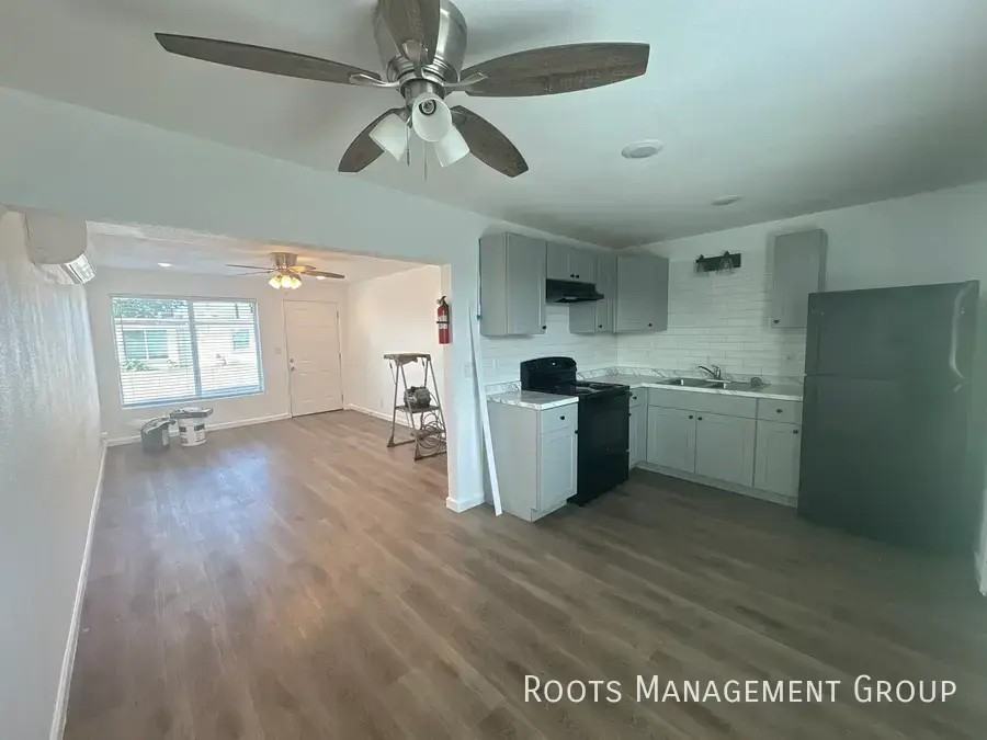 3105 W Van Buren St - Photo 5 of 11