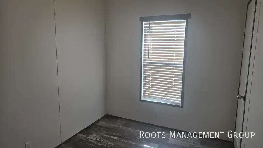 877 Fountain Cir #877 - Photo 7 of 19