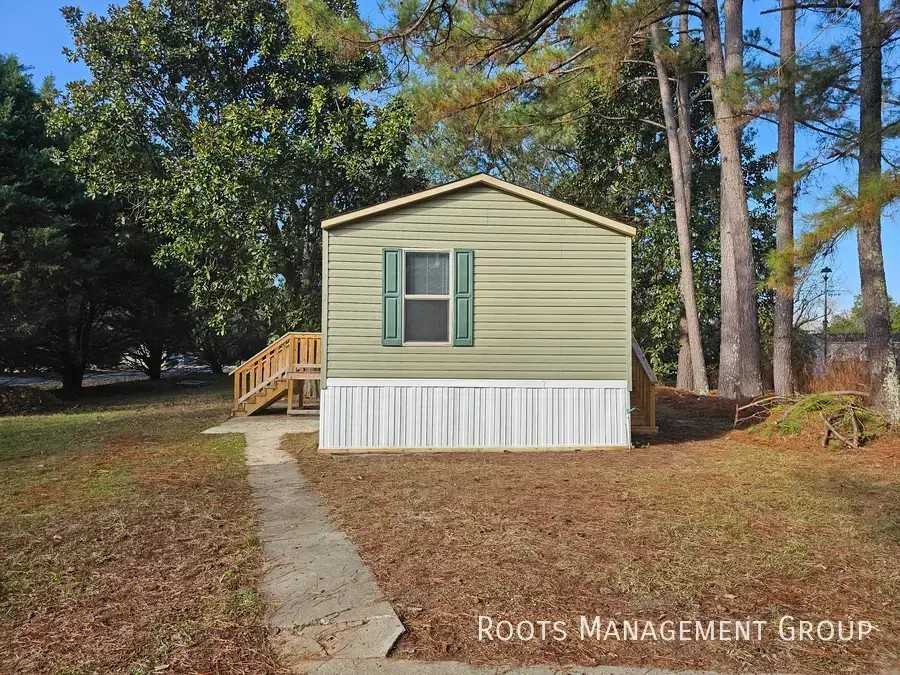 7 Mark Dr #7 - Photo 2 of 12