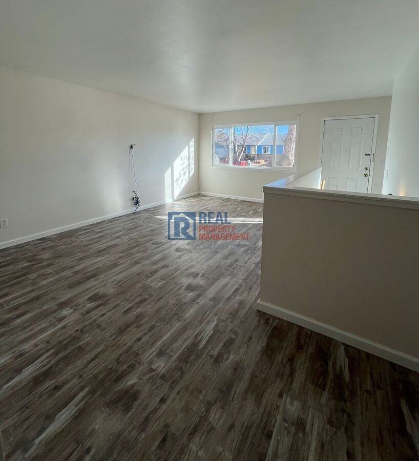 918 Mesa Ct - Photo 4 of 18