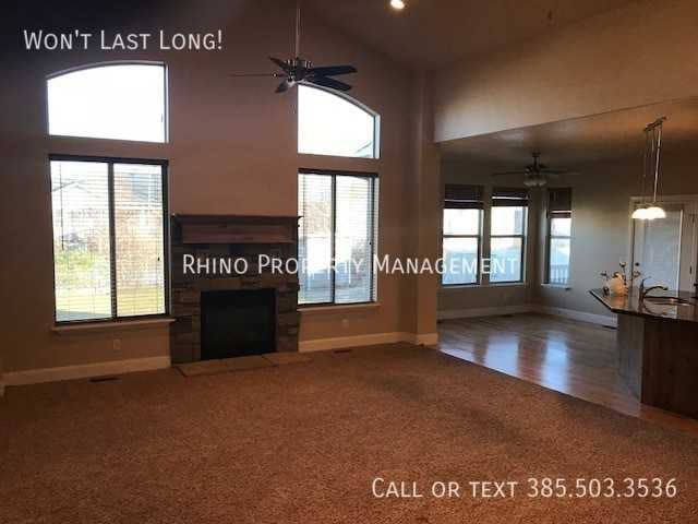 2348 S 2975 W - Photo 5 of 28