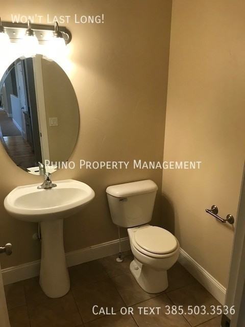 2348 S 2975 W - Photo 7 of 28