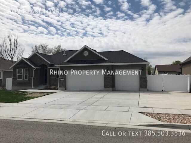 2273 W 5180 S - Photo 2 of 20