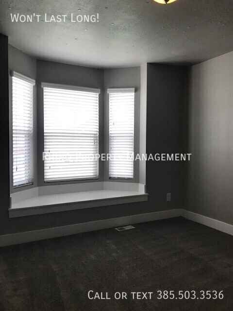 2273 W 5180 S - Photo 5 of 20