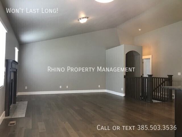 2273 W 5180 S - Photo 6 of 20