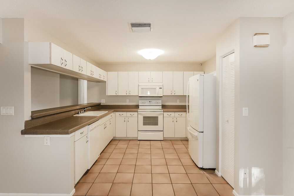 1909 Chablis Ct - Photo 6 of 16