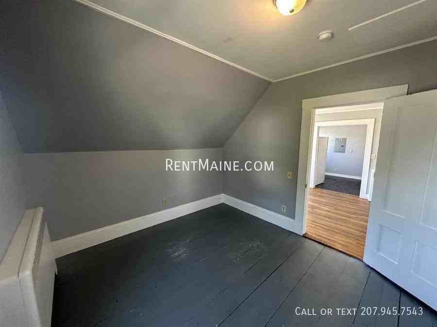 91 Castine Rd #1 - Photo 7 of 12