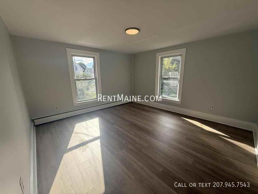 11 Ayers Ct #1 - Photo 3 of 16