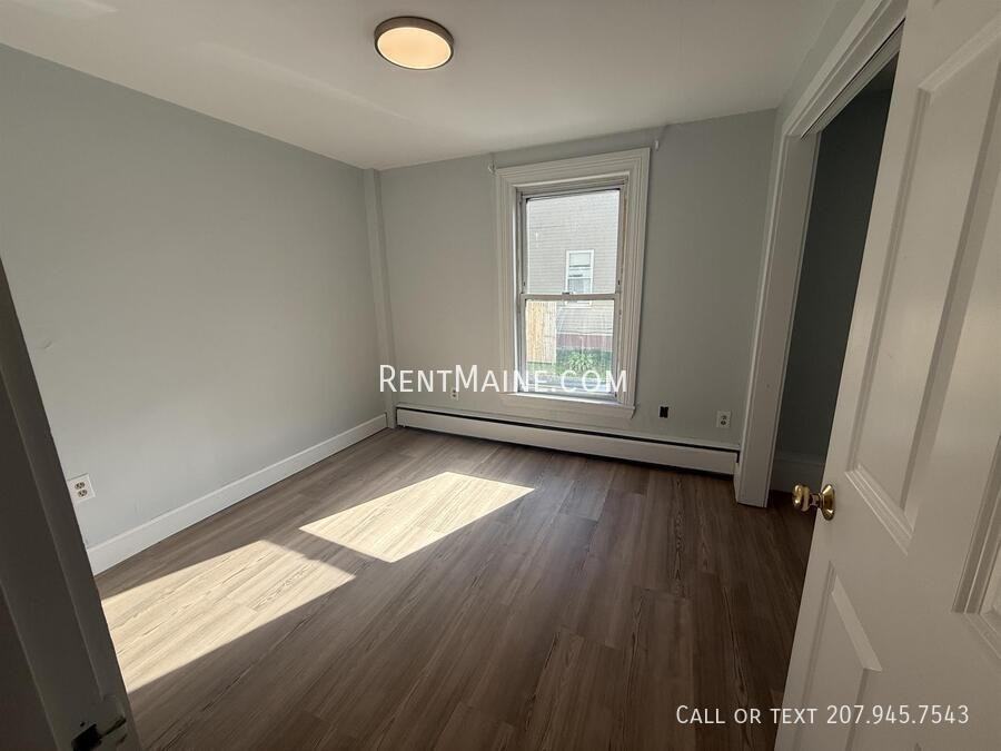 11 Ayers Ct #1 - Photo 4 of 16