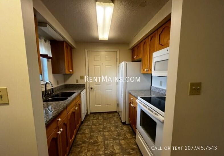 307 Garland St #12 - Photo 3 of 14