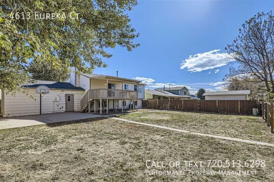 4613 Eureka Ct - Photo 2 of 11