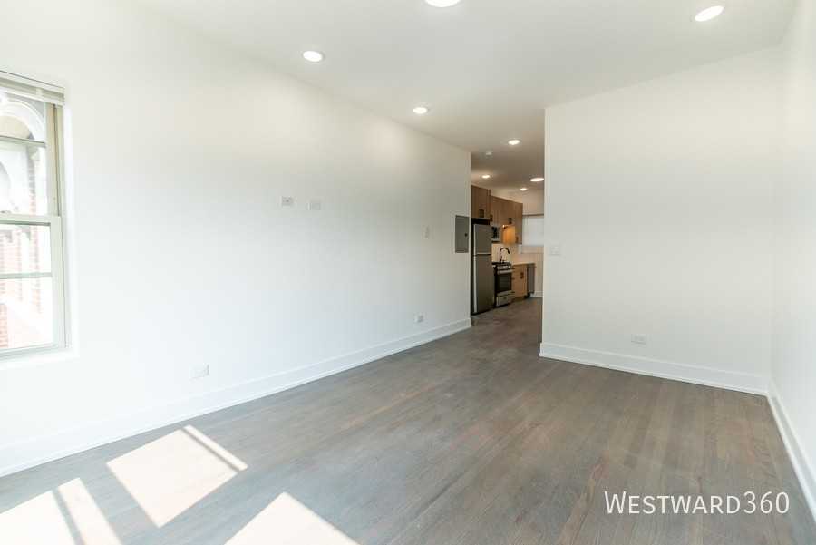 6209 N Glenwood Ave #3 - Photo 4 of 12