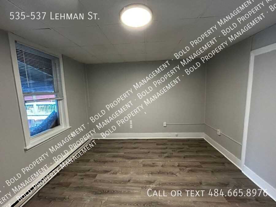 535 Lehman St - Photo 4 of 7