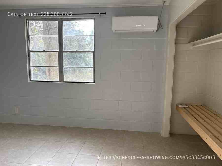 1226 43rd Ave #6 - Photo 5 of 10