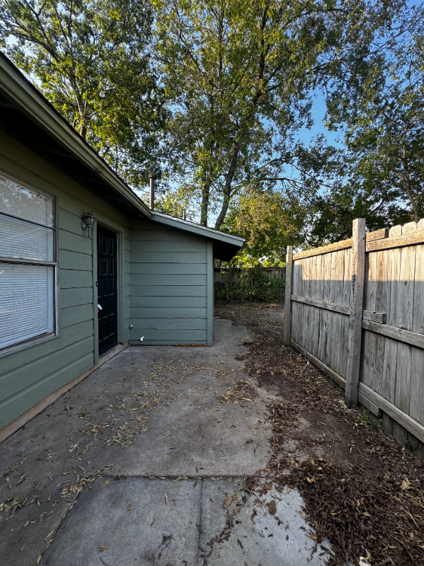 313 Flournoy Dr ##B - Photo 2 of 14