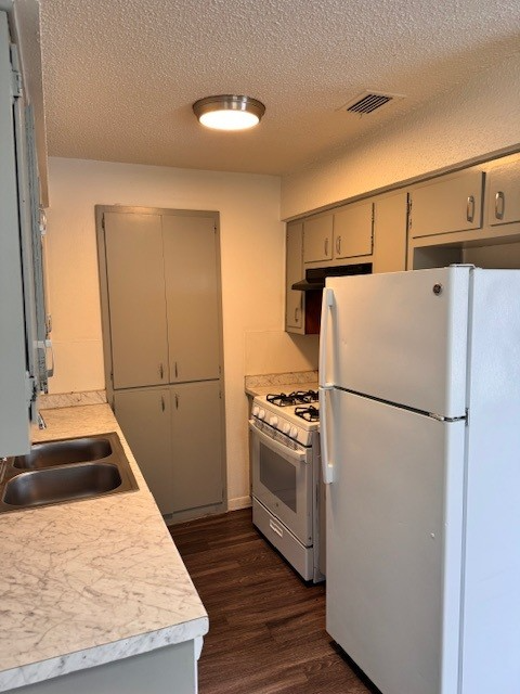 313 Flournoy Dr ##B - Photo 7 of 14