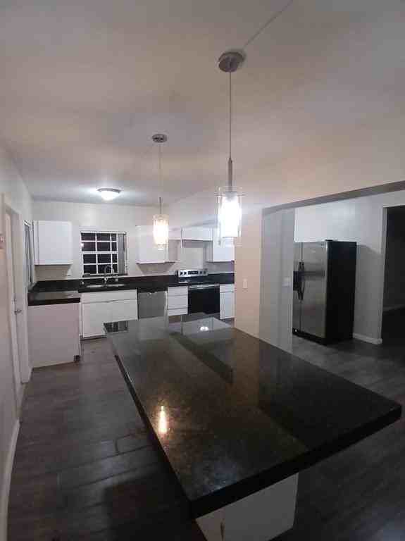 5759 Sw 61st St #5759 - Photo 5 of 9