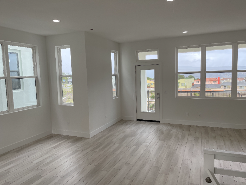 335 Shannon Pl - Photo 7 of 15