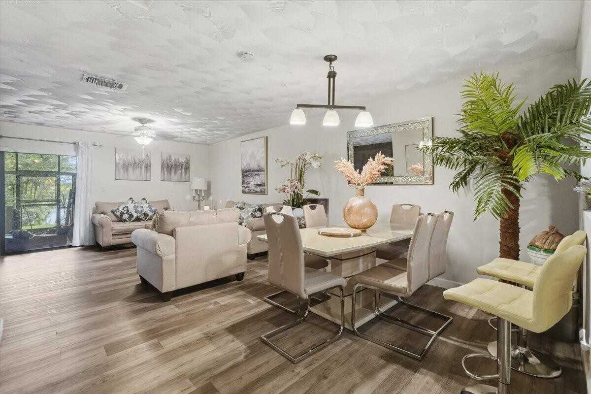 9240 Nw 14th St #9240-270 - Photo 7 of 33