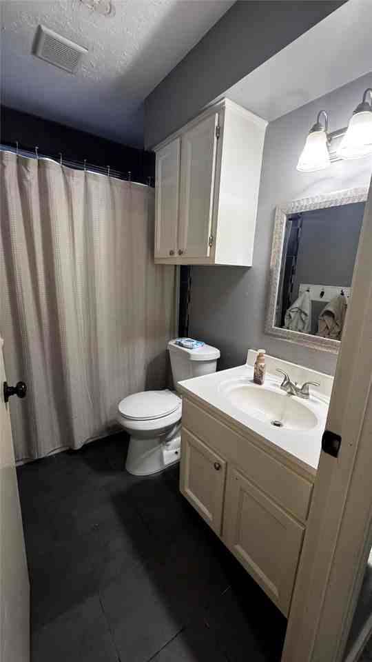 21418 Park Mount Dr #21418 - Photo 2 of 23