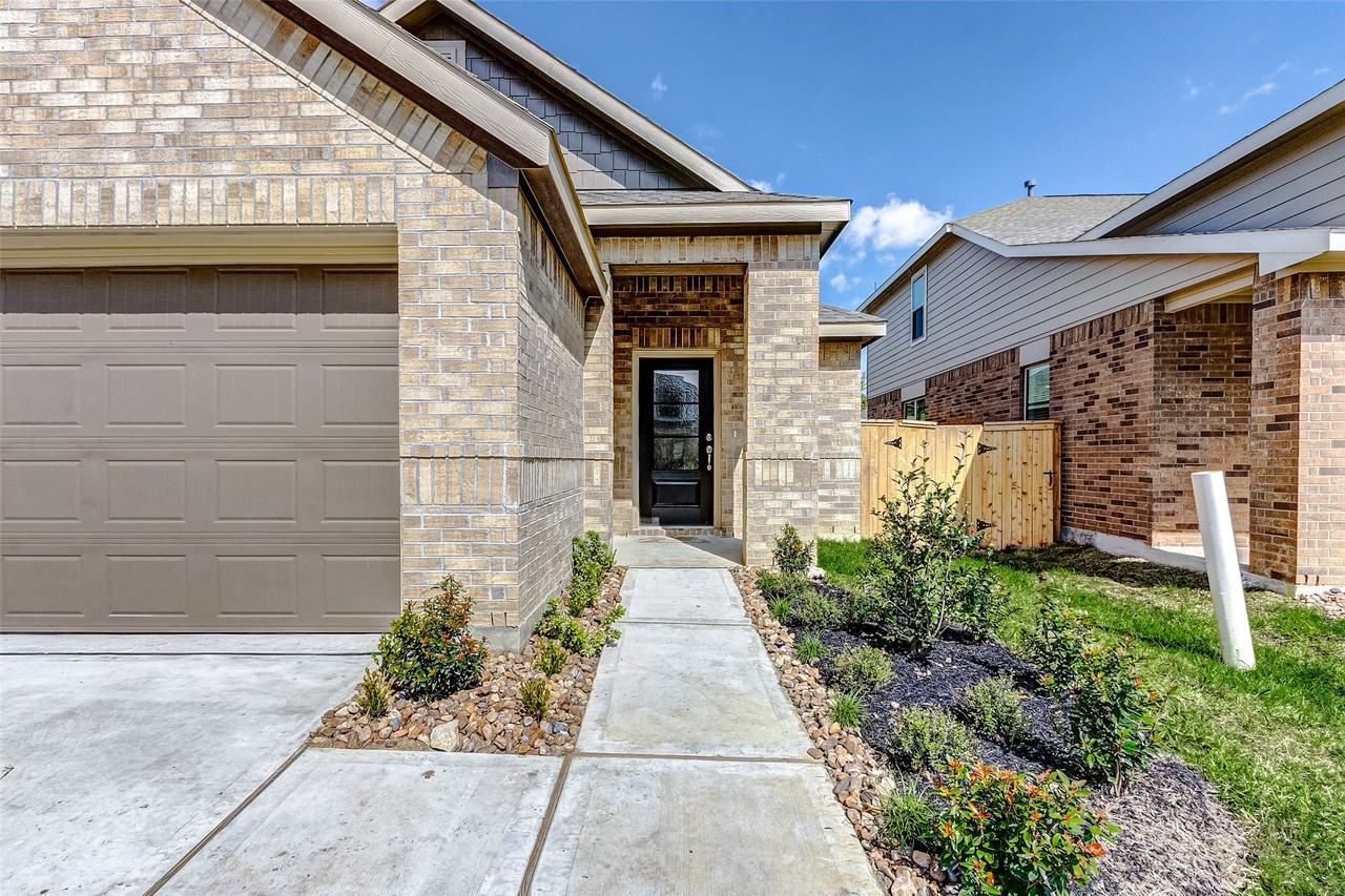 1942 Foxtail Creek Ct #1942 - Photo 2 of 22