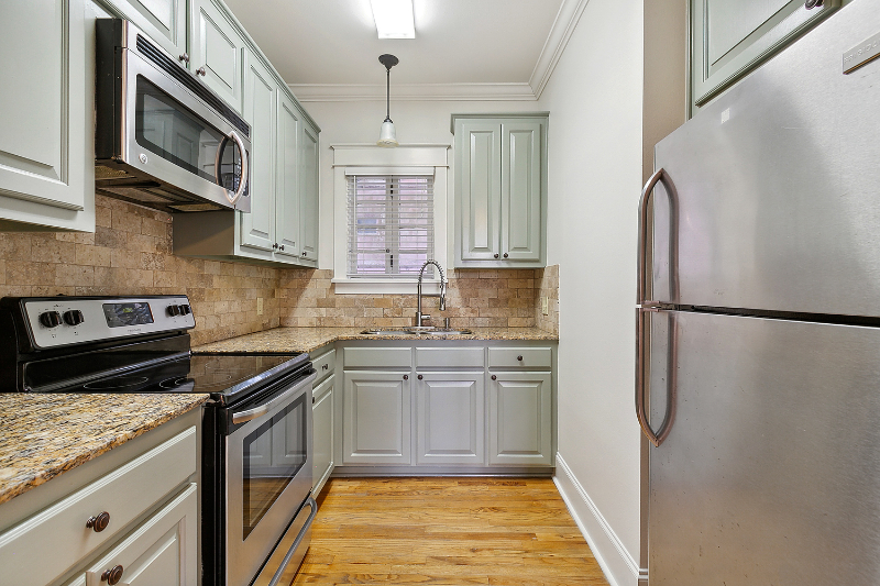 3259 Carlotta St #4 - Photo 4 of 7