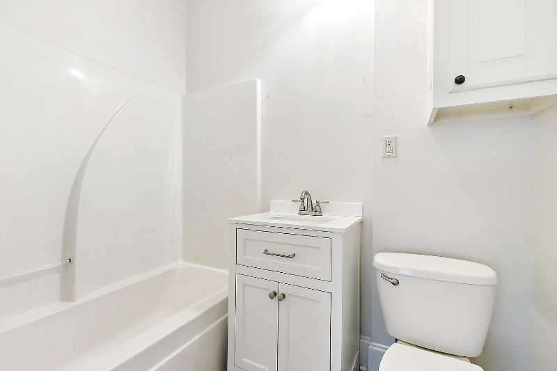 3259 Carlotta St #4 - Photo 5 of 7