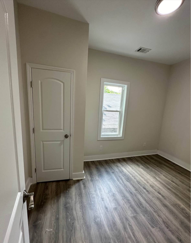 722 Waters Ave #B - Photo 6 of 6