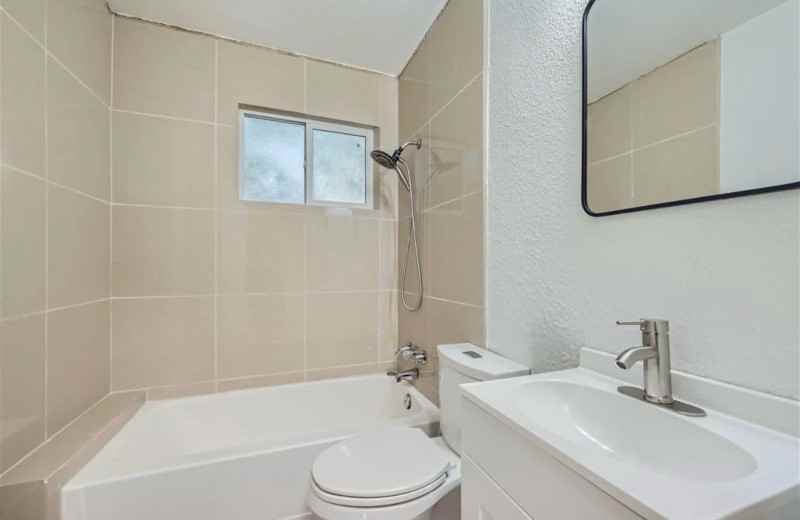 668 S Lowell Blvd - Photo 5 of 15