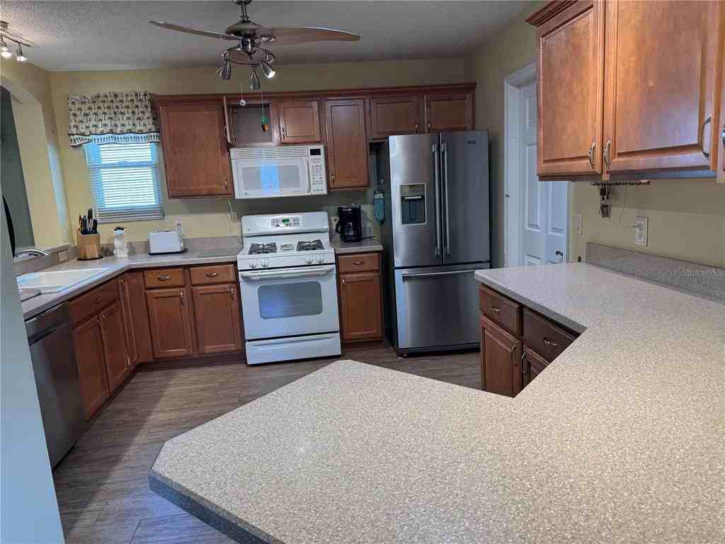 1258 Estill Ave #1258 - Photo 4 of 9