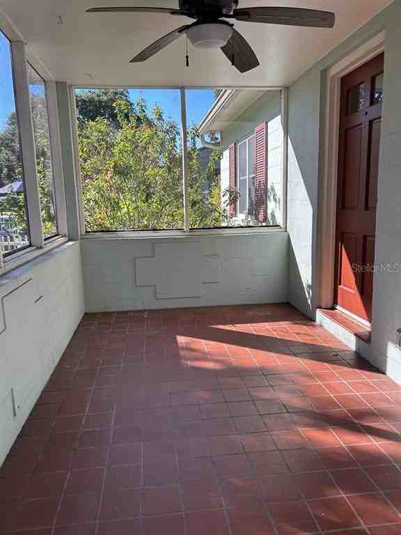 601 Bryn Mawr St #601 - Photo 7 of 26