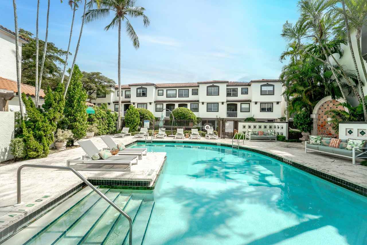 20889 Saint Andrews Blvd #20889 - Photo 5 of 49