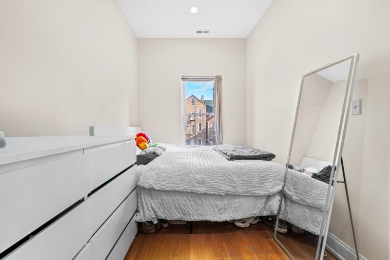 1653 S Throop St #2ndFLREAR - Photo 5 of 19