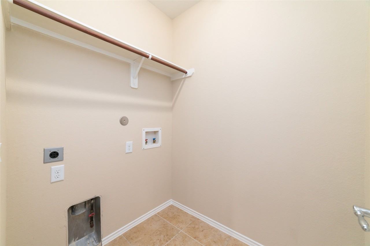 6403 Guilford Glen Ln #6403 - Photo 2 of 27