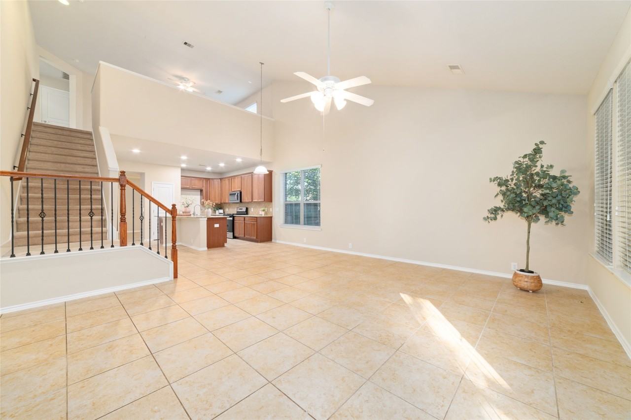 6403 Guilford Glen Ln #6403 - Photo 6 of 27