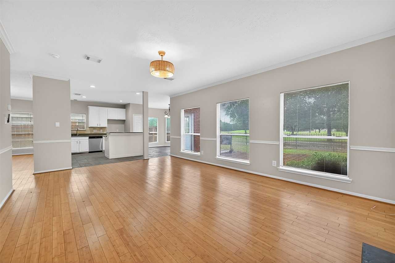 21519 San Marino Dr #21519 - Photo 7 of 41