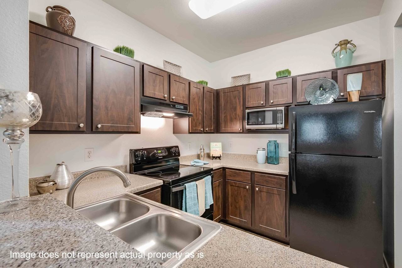 2400 Spring Rain Dr Apt 1224 #2400 - Photo 6 of 34