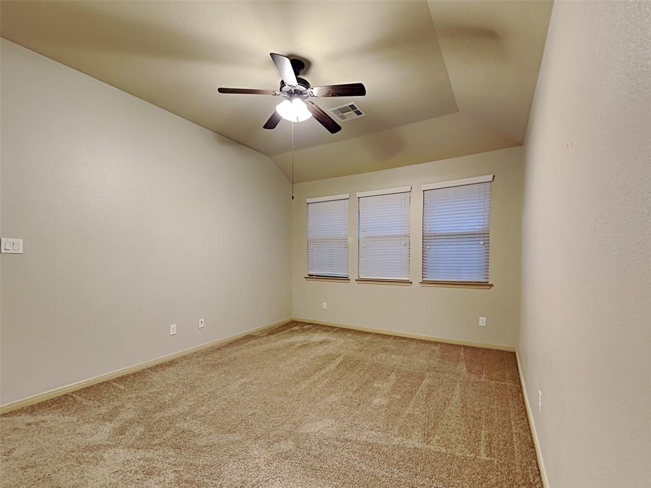 18935 Deer Trace Dr #18935 - Photo 6 of 18