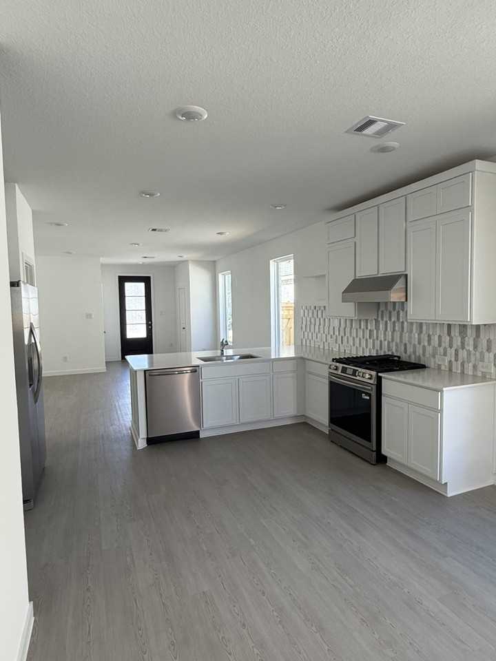 18514 Juniper Haven Ct #18514 - Photo 5 of 13