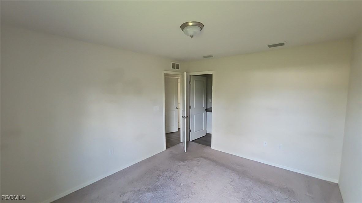 354 Western Ave S #354 - Photo 4 of 21