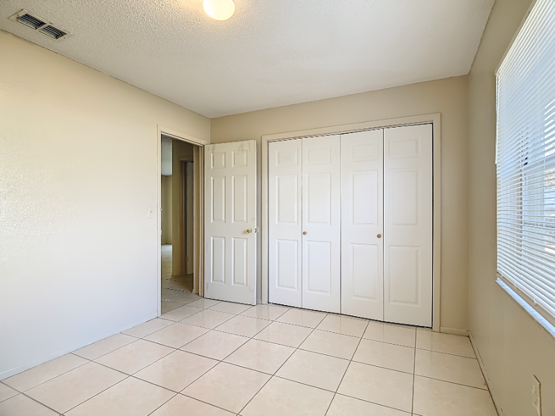 4536 Ballentine Ct - Photo 7 of 13