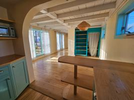 featured image of 11 Knott St