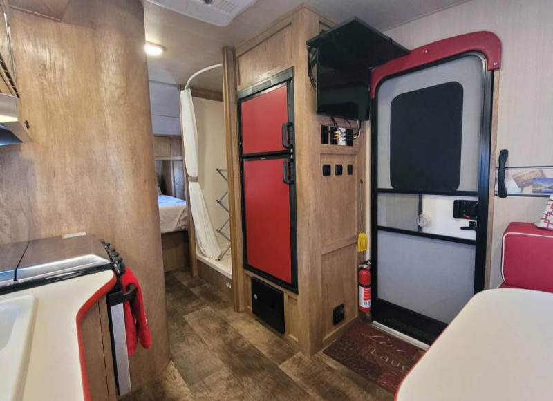 315 Osborne St #13 - Photo 3 of 20