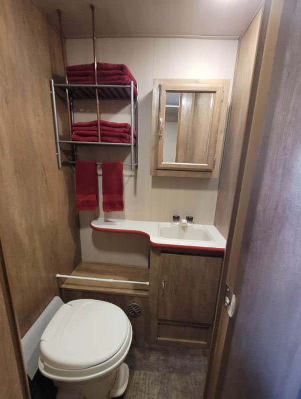 315 Osborne St #13 - Photo 7 of 20