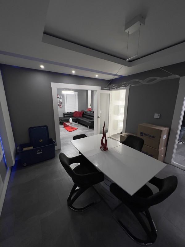 107 Summer St - Photo 7 of 20