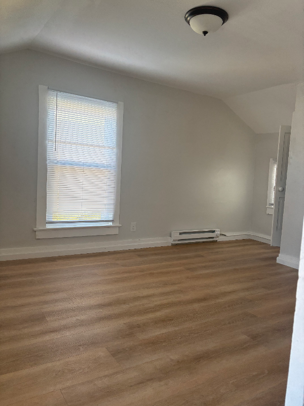 1328 N Main St - Photo 2 of 12