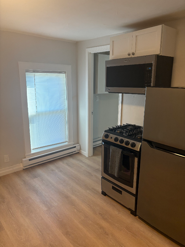 1328 N Main St - Photo 7 of 12