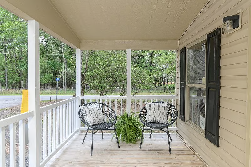 1 Briarfield Ct - Photo 3 of 7